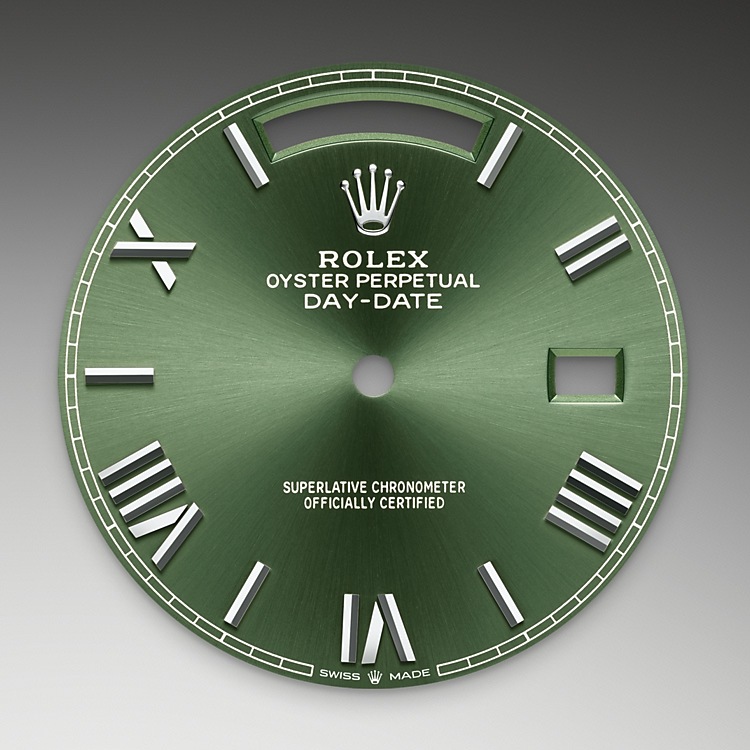 olive-green_dial-white_gold-m228239-0033