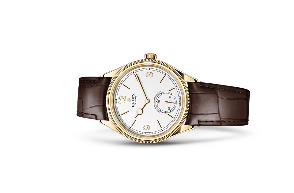 Rolex 1908 39 mm, 18 ct yellow gold, polished finish m52508-0006 at Royal de Versailles