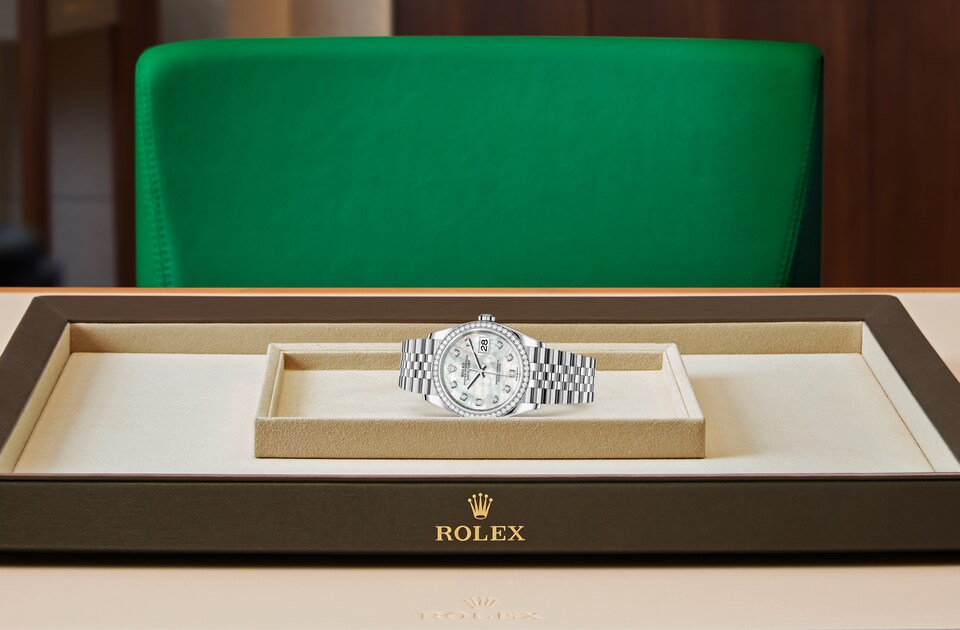 Rolex Datejust 36 Oyster, 36 mm, Oystersteel, white gold and diamonds m126284rbr-0011 at Royal de Versailles
