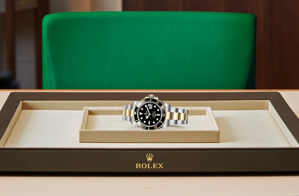 Rolex Submariner Date Oyster, 41 mm, Oystersteel and yellow gold m126613ln-0002 at Royal de Versailles