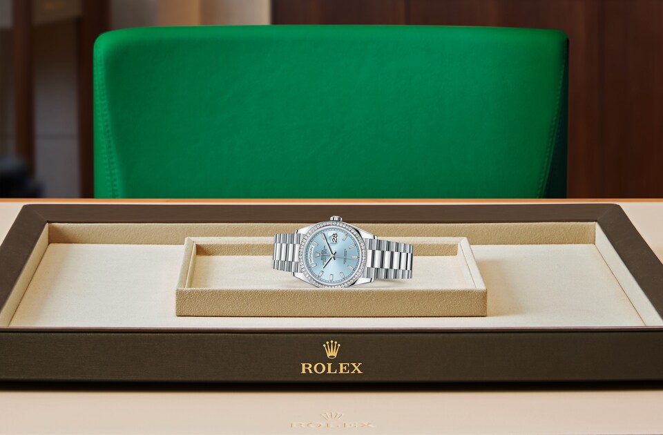 Rolex Day-Date 36 Oyster, 36 mm, platinum and diamonds m128396tbr-0003 at Royal de Versailles