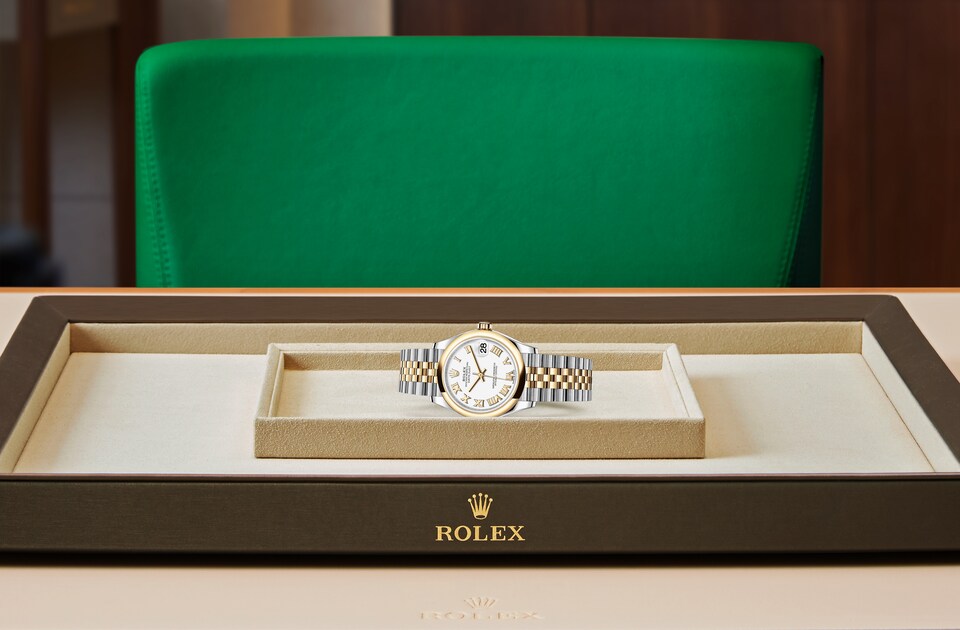Rolex Datejust 31 Oyster, 31 mm, Oystersteel and yellow gold m278243-0002 at Royal de Versailles