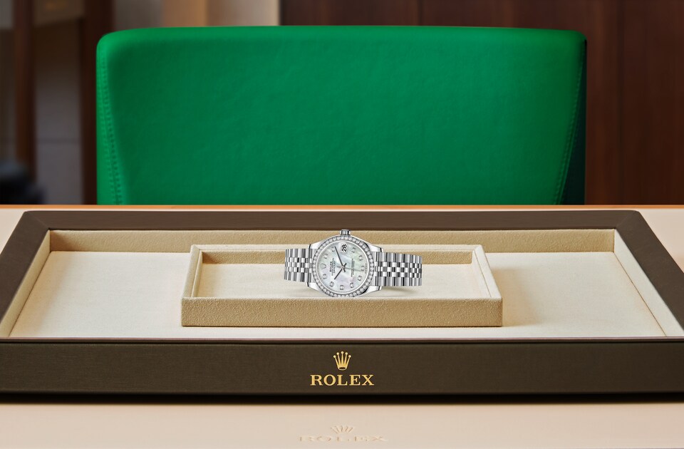 Rolex Datejust 31 Oyster, 31 mm, Oystersteel, white gold and diamonds m278384rbr-0008 at Royal de Versailles