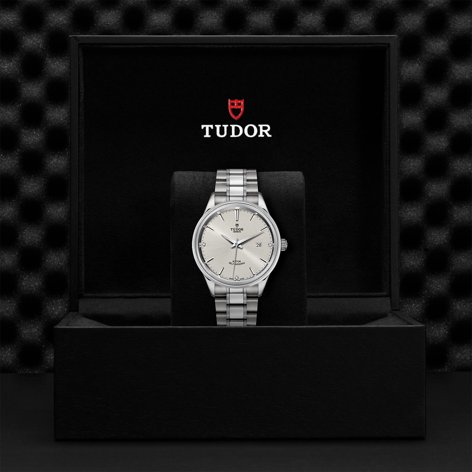 Tudor m12700 new arrivals