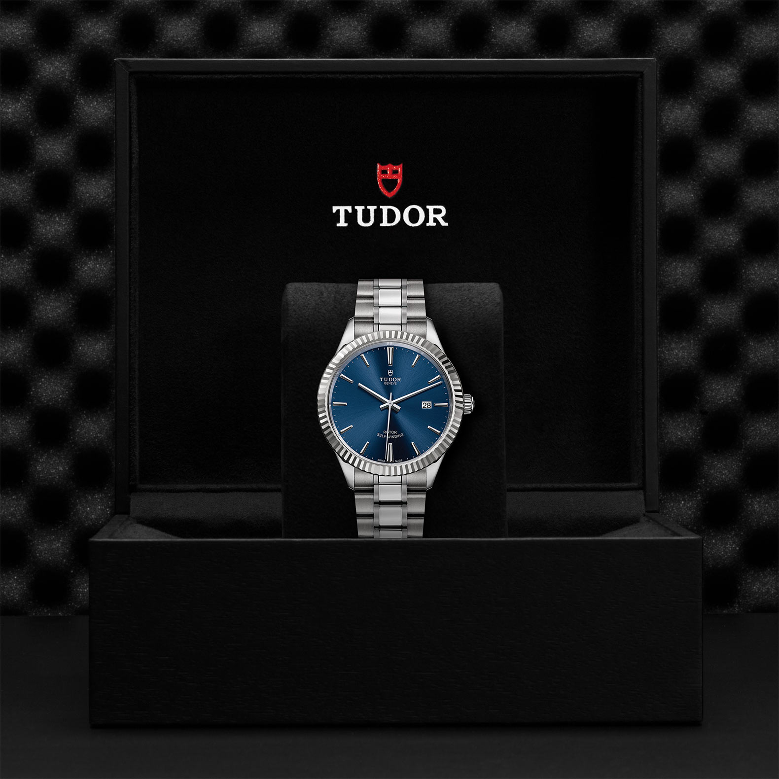 Tudor m12710 top