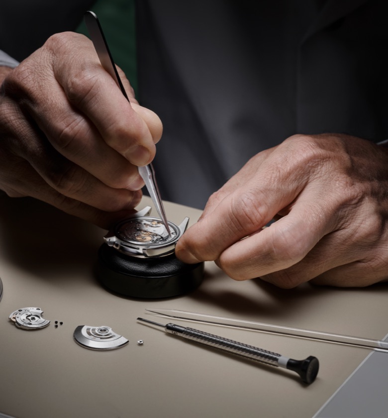 rolex servicing procedure - royal de versailles